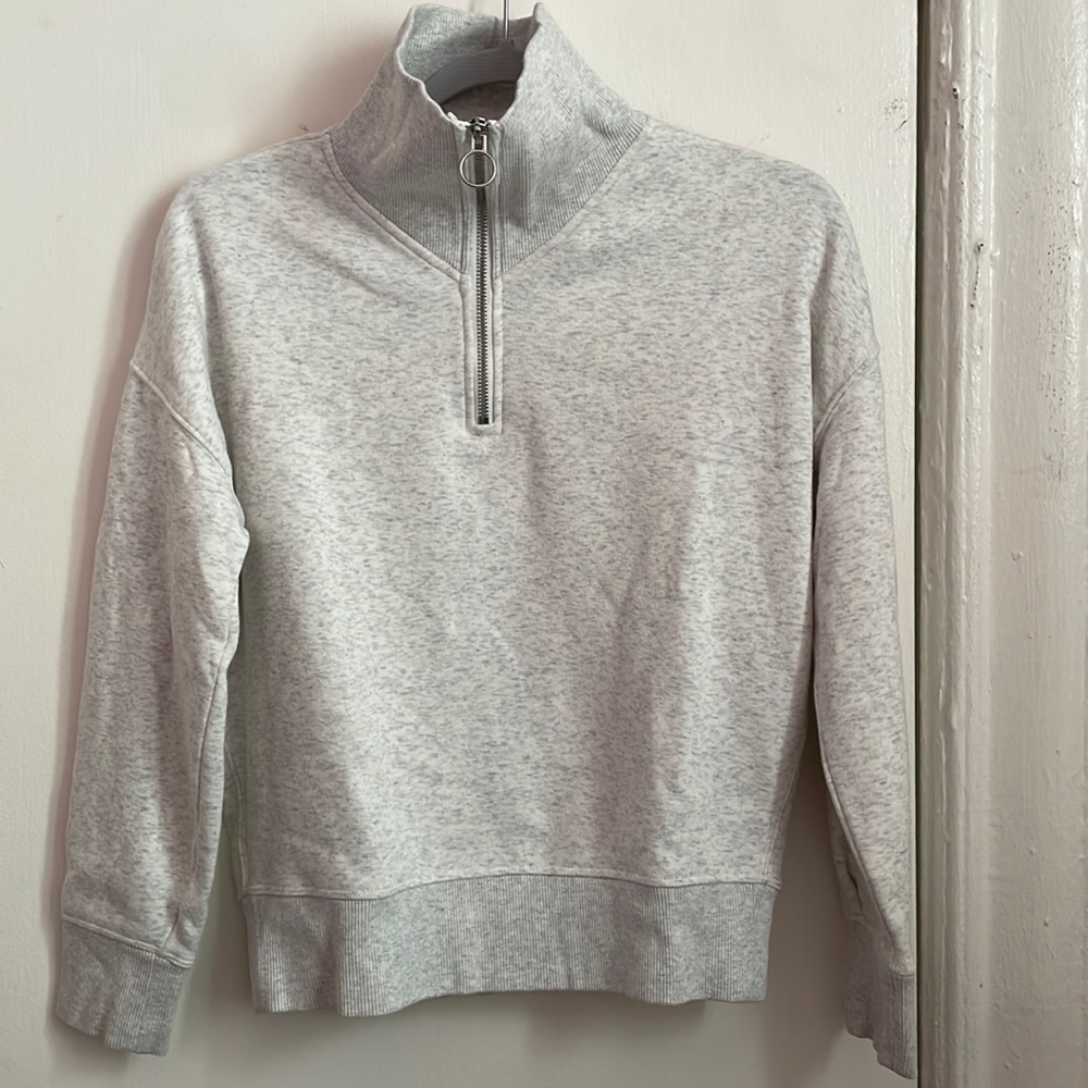 Athleta sweater